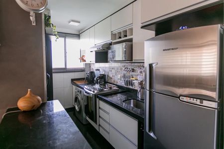Apartamento à venda com 2 quartos, 47m² em Vila Carminha, Campinas