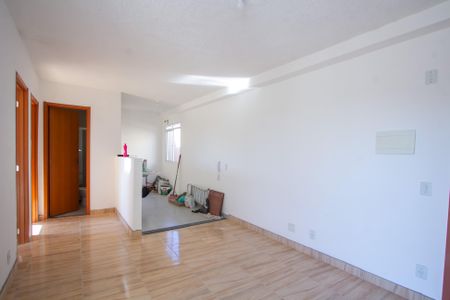 Sala de apartamento para alugar com 2 quartos, 42m² em Maria Paula, São Gonçalo