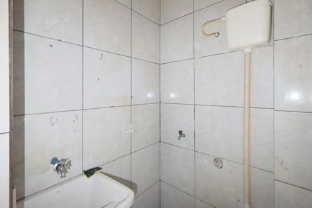 Banheiro / Tanque de casa para alugar com 1 quarto, 40m² em Jardim Japao, São Paulo