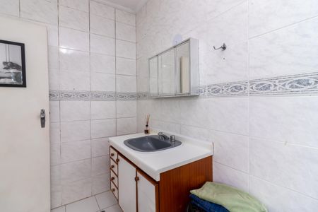 Banheiro da Suíte de casa à venda com 3 quartos, 100m² em Vila Hebe, São Paulo