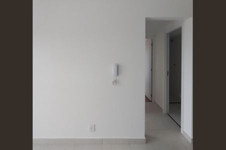 Sala de apartamento para alugar com 2 quartos, 32m² em Parque Sao Rafael, São Paulo