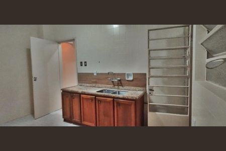Cozinha de apartamento para alugar com 3 quartos, 150m² em Moinhos de Vento, Porto Alegre
