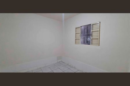 Quarto de casa para alugar com 1 quarto, 36m² em Padroeira, Osasco