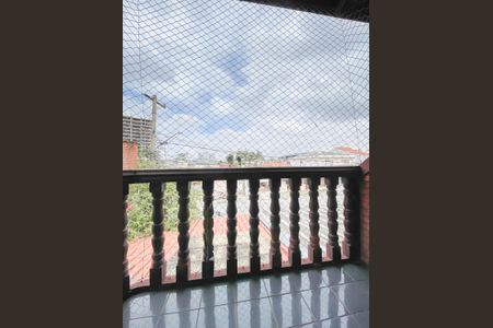 Sacada de casa para alugar com 3 quartos, 240m² em Presidente Altino, Osasco