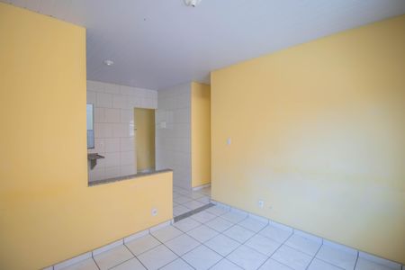 Sala de casa para alugar com 2 quartos, 47m² em Nova Cidade, São Gonçalo