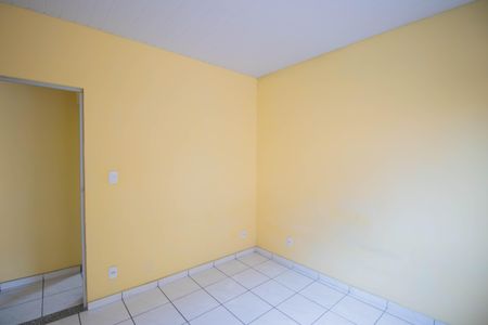Quarto 1 de casa para alugar com 2 quartos, 47m² em Nova Cidade, São Gonçalo