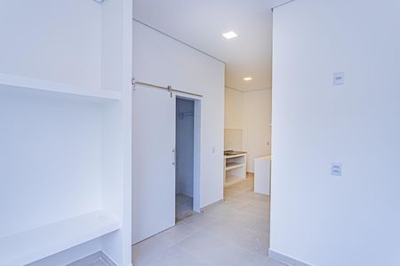 Sala/Quarto de casa para alugar com 1 quarto, 22m² em Jardim Peri, São Paulo