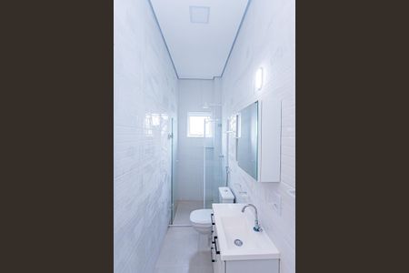 Banheiro Social de casa para alugar com 1 quarto, 22m² em Jardim Peri, São Paulo