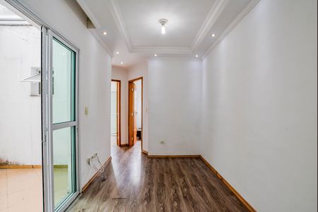 Sala de apartamento para alugar com 2 quartos, 42m² em Jardim Santo André, Santo André