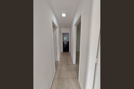 Casa à venda com 6 quartos, 256m² em Vila Dalva, São Paulo