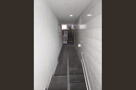 Casa à venda com 6 quartos, 256m² em Vila Dalva, São Paulo