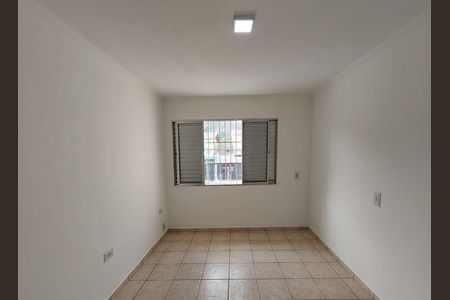 Casa à venda com 6 quartos, 256m² em Vila Dalva, São Paulo