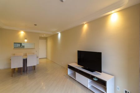 Sala de apartamento para alugar com 3 quartos, 82m² em Vila Sofia, São Paulo