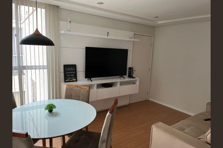 Apartamento à venda com 2 quartos, 45m² em Parque Maracana, Contagem