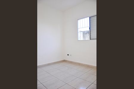 Detalhe - Quarto de casa para alugar com 1 quarto, 65m² em Vila Mangalot, São Paulo