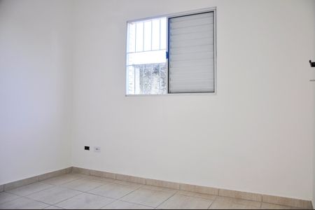 Detalhe - Quarto de casa para alugar com 1 quarto, 65m² em Vila Mangalot, São Paulo