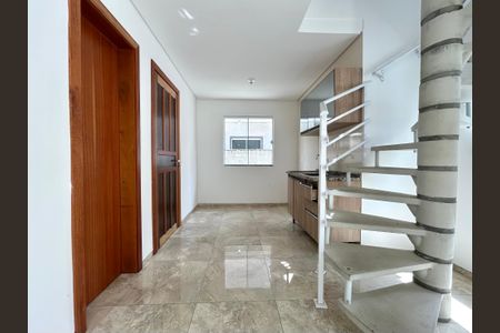 Sala de casa para alugar com 2 quartos, 120m² em Rio Tavares, Florianópolis