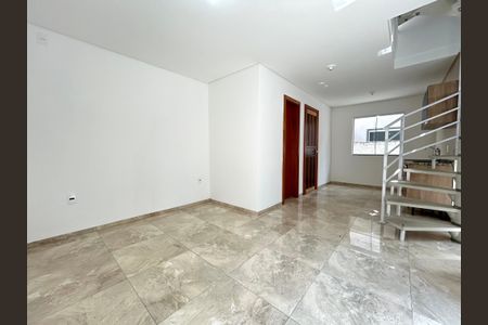 Sala de casa para alugar com 2 quartos, 120m² em Rio Tavares, Florianópolis