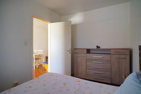 Quarto de apartamento para alugar com 1 quarto, 45m² em Passo D’areia, Porto Alegre