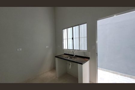 Casa de Condomínio para alugar com 1 quarto, 30m² em Vila Sao Roberto, Itaquaquecetuba