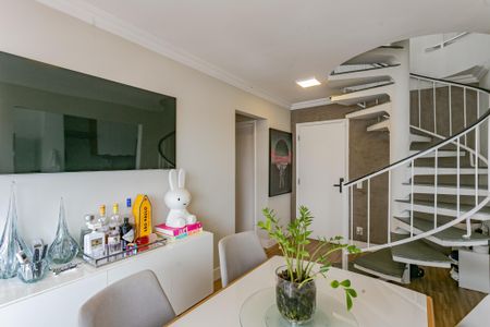 Sala de apartamento à venda com 2 quartos, 117m² em Vila Santo Estefano, São Paulo