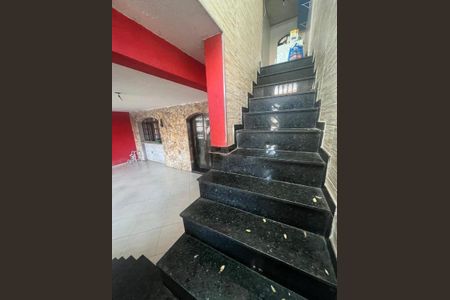 Casa à venda com 4 quartos, 200m² em Suiço, São Bernardo do Campo