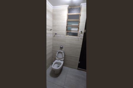 Banheiro de apartamento para alugar com 2 quartos, 90m² em Jardim São Pedro, Porto Alegre