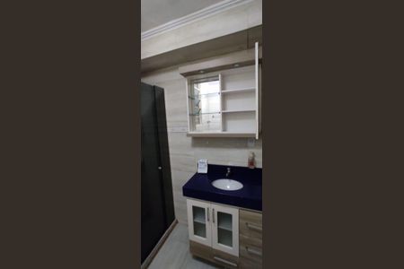 Banheiro de apartamento para alugar com 2 quartos, 90m² em Jardim São Pedro, Porto Alegre
