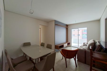 Sala de apartamento para alugar com 2 quartos, 86m² em Vilamar, Praia Grande