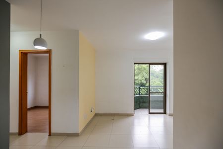 Sala de apartamento para alugar com 2 quartos, 64m² em Vila Antonio, São Paulo