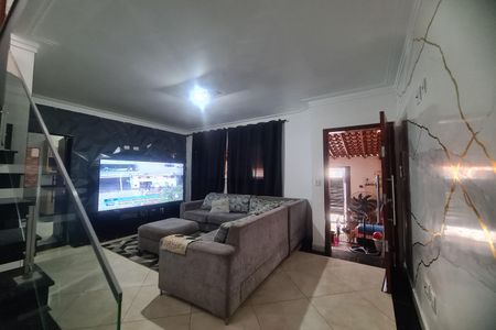 Sala de casa para alugar com 3 quartos, 110m² em Vila Industrial, São Paulo