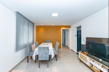 Sala de apartamento à venda com 3 quartos, 68m² em Madre Gertrudes, Belo Horizonte