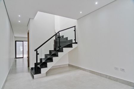 Sala de casa à venda com 3 quartos, 144m² em Parque Maria Domitila, São Paulo