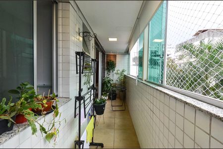Varanda de apartamento à venda com 3 quartos, 126m² em Nova Floresta, Belo Horizonte