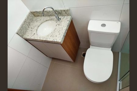Banheiro de kitnet/studio para alugar com 1 quarto, 20m² em Vila Alpina, São Paulo