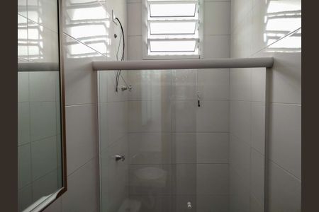 Banheiro de kitnet/studio para alugar com 1 quarto, 30m² em Vila Alpina, São Paulo