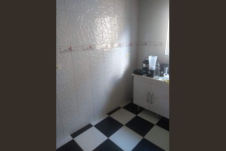 Cozinha de casa para alugar com 1 quarto, 112m² em Vila Marilena, São Paulo