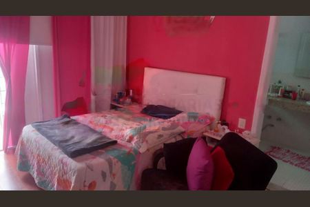 Casa à venda com 4 quartos, 300m² em Interlagos, São Paulo