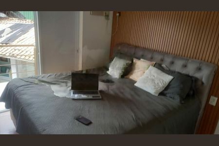 Casa à venda com 4 quartos, 300m² em Interlagos, São Paulo