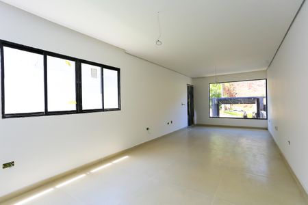 Sala de casa de condomínio à venda com 3 quartos, 175m² em Cidade Intercap, Taboão da Serra