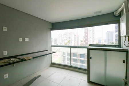 Varanda de kitnet/studio à venda com 1 quarto, 33m² em Jardim das Acacias, São Paulo