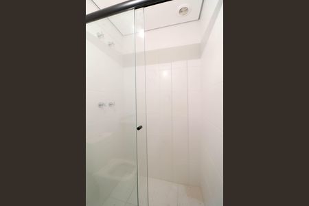 Banheiro de kitnet/studio à venda com 1 quarto, 33m² em Jardim das Acacias, São Paulo