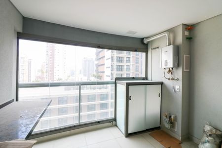 Varanda de kitnet/studio à venda com 1 quarto, 33m² em Jardim das Acacias, São Paulo