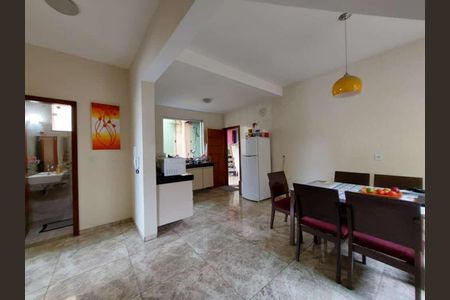 Foto 04 de casa à venda com 3 quartos, 240m² em Tropical, Contagem