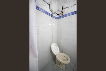 Banheiro de apartamento para alugar com 1 quarto, 25m² em Cidade Intercap, Taboão da Serra