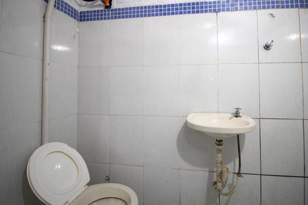 Banheiro de apartamento para alugar com 1 quarto, 25m² em Cidade Intercap, Taboão da Serra