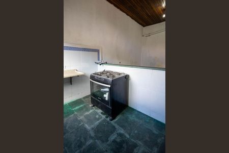 Cozinha de apartamento para alugar com 1 quarto, 25m² em Cidade Intercap, Taboão da Serra
