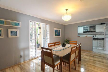 Sala de Jantar de casa à venda com 3 quartos, 200m² em São Lucas, São Paulo