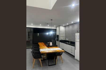 Casa de Condomínio para alugar com 3 quartos, 160m² em Parque São Bento, Sorocaba