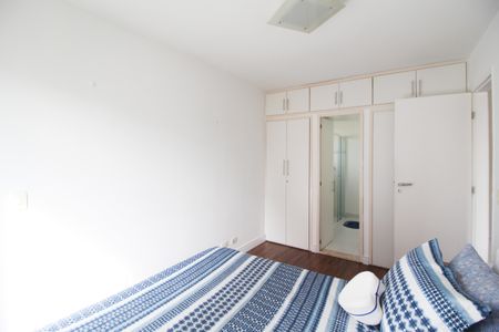 Suíte de apartamento à venda com 2 quartos, 77m² em Planalto Paulista, São Paulo